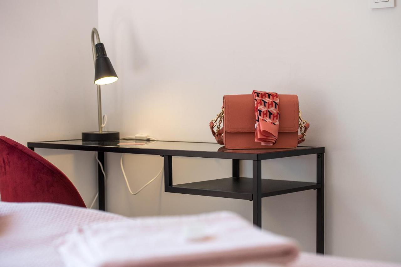 Modern Apartments Elle Malinska 万塔西西 外观 照片