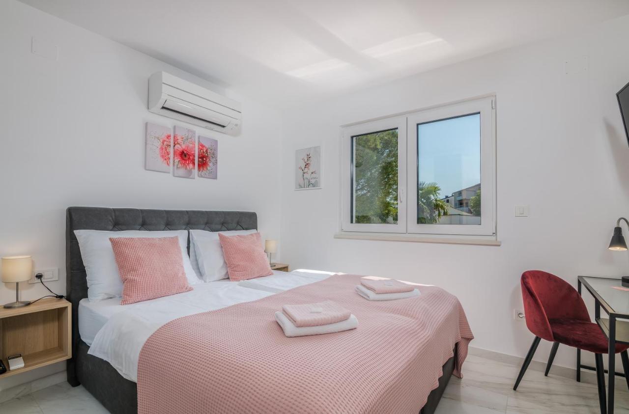 Modern Apartments Elle Malinska 万塔西西 外观 照片
